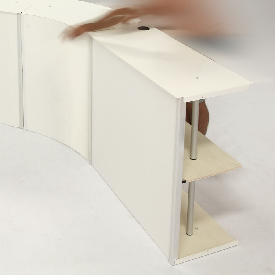 montaggio-desk-componibile mostrador modular, versátil