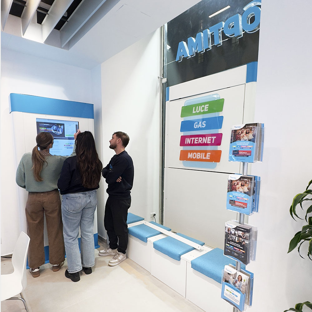 stand fiera con rivestimento a pannello