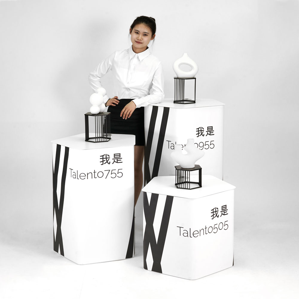 ambiente-talento5 espositore quadrato portatile